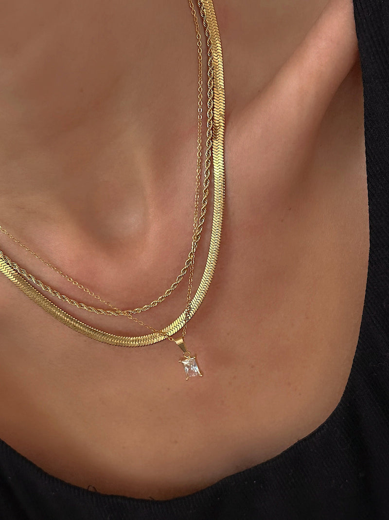 Diamond Necklace (White)